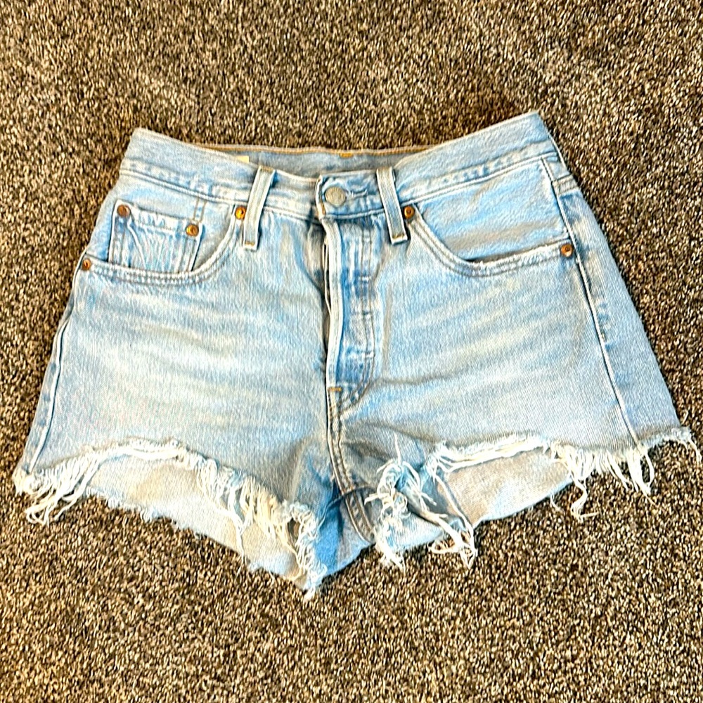 Levi’s 501 cutoff shorts with frayed hem